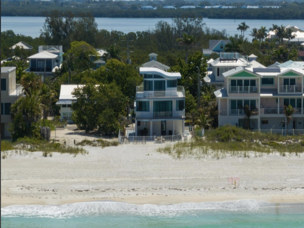 Anna Maria Island Four Bedroom Florida On The Beach!